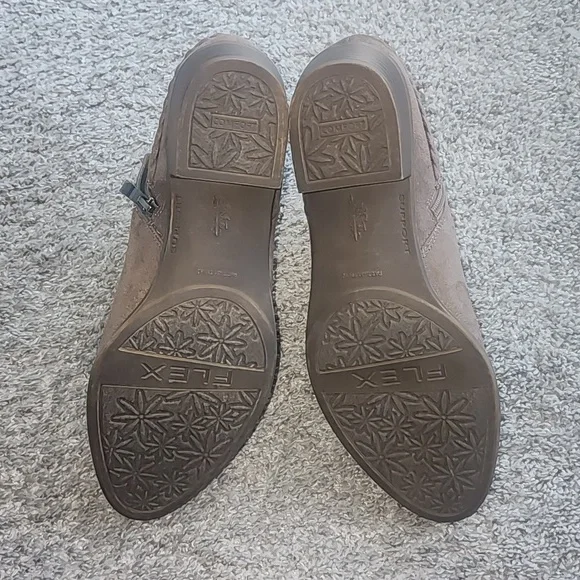 ~Life Stride~ Adriana Bootie - Picture 6 of 8